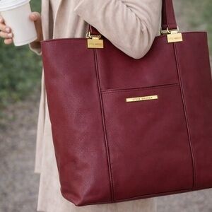 Steve Madden Red Tote Bag with Structured Shape and Gold Hardware